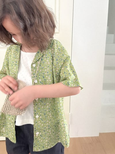 042525翻領花上衣(兩色)4