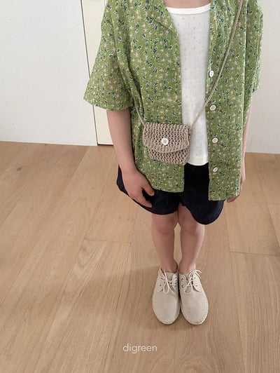 042525翻領花上衣(兩色)6