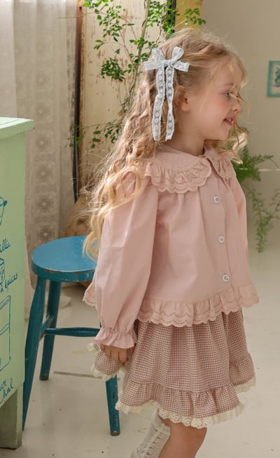 15502翻領雕花上衣(兩色)9