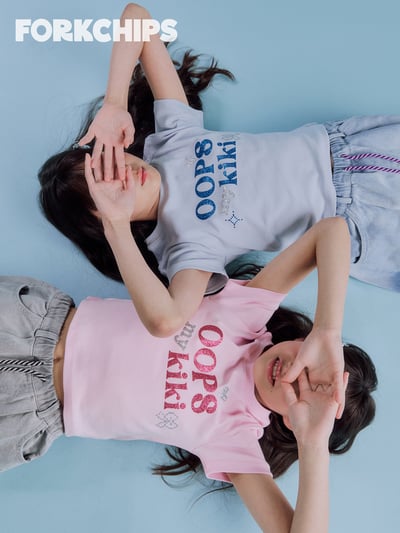 052608英文上衣(兩色)9