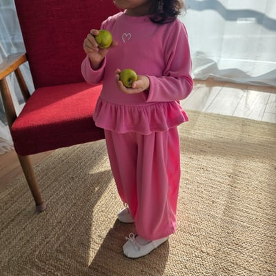 11212花邊造型套裝(兩色)5