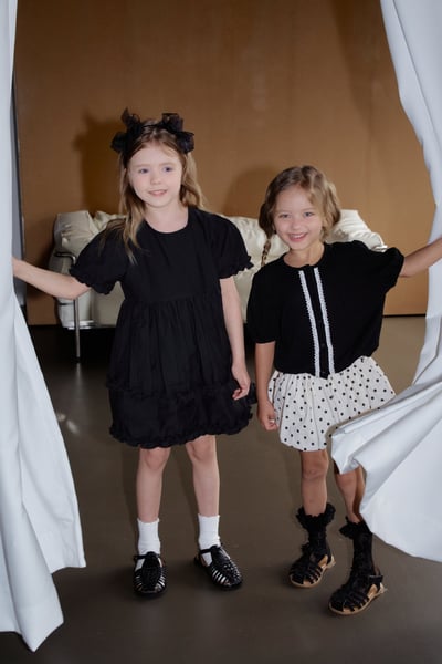 032714優雅花邊上衣(兩色)10