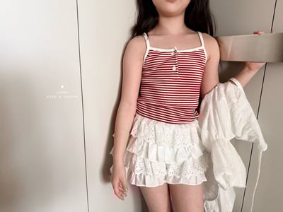 042139細肩條紋背心A1