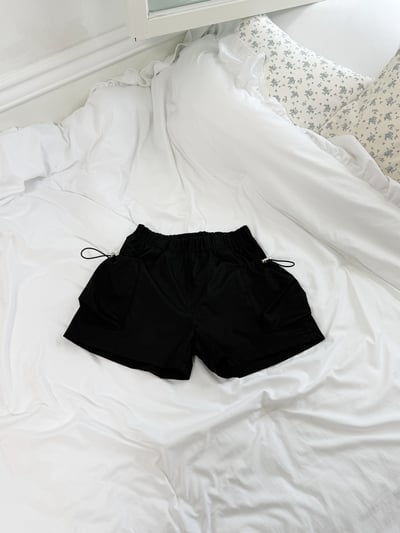 032409抽繩口袋短褲(兩色)2