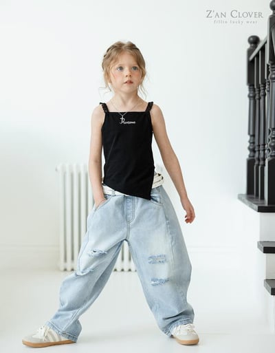 032514淺藍破破牛仔褲8