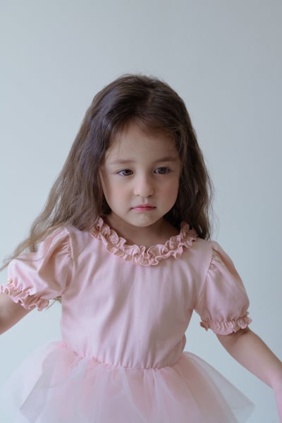 032707花邊造型上衣(兩色)5