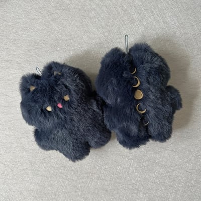 月亮貓貓-烈焰紅唇2