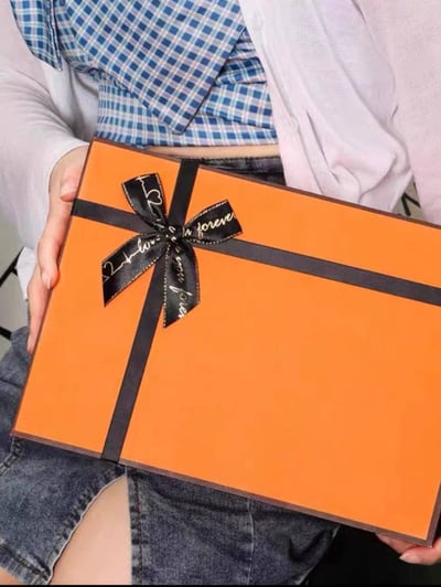 【百花盛綻】母親節花語限定禮盒-康乃馨經典款【靜摯力量】6