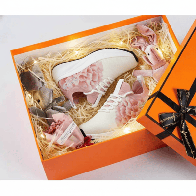 【百花盛綻】母親節花語限定禮盒-康乃馨經典款【靜摯力量】7