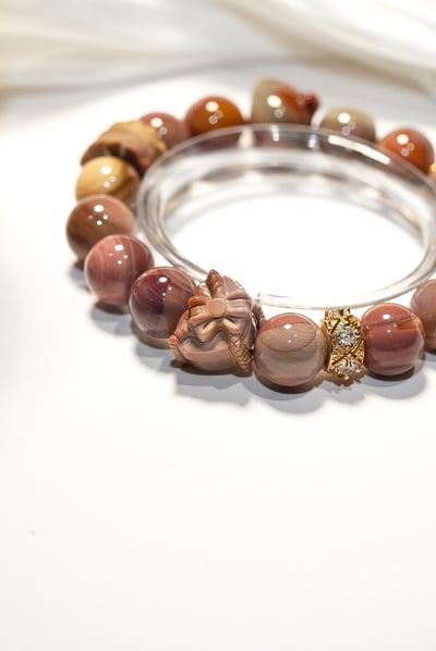 【大地童話】阿拉善萌熊．溫潤守護8