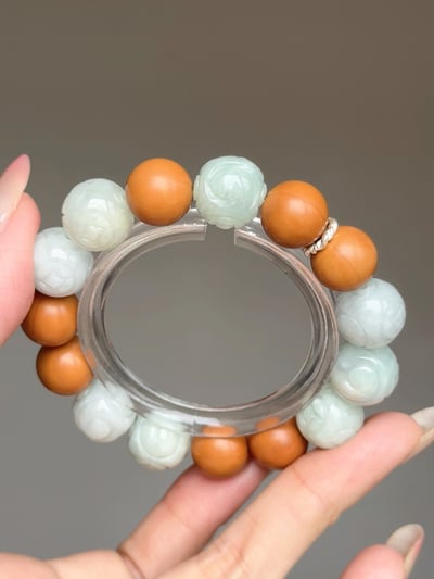 【靈犀佈局．金錢歸位】 Rosa.G 翡翠錢幣 x 天然猴頭核桃精雕手鍊3