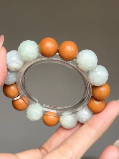 【靈犀佈局．金錢歸位】 Rosa.G 翡翠錢幣 x 天然猴頭核桃精雕手鍊2