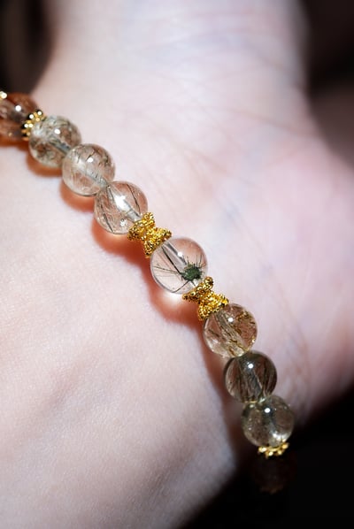 【星海綻放．豐盛對焦】 Rosa.G 海膽水晶 x 紅銅鈦 x 綠碧璽髮晶設計手鍊11