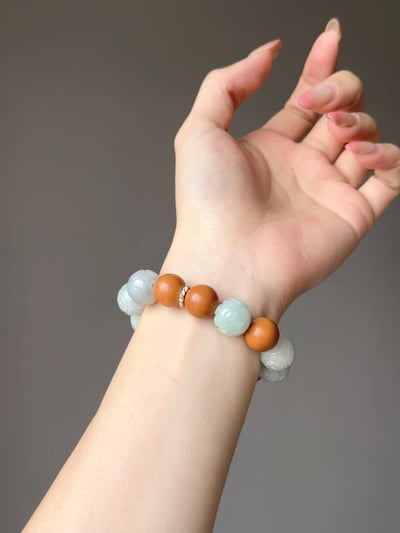 【靈犀佈局．金錢歸位】 Rosa.G 翡翠錢幣 x 天然猴頭核桃精雕手鍊4