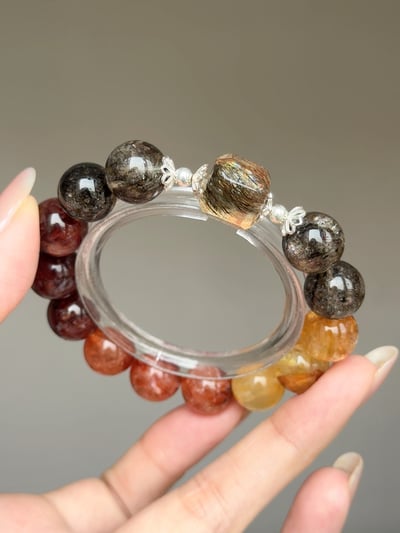 【熔岩武士．權威顯化】 Rosa.G 黑武士閃靈 x 三色膠花 x 黑金超方糖設計手鍊2