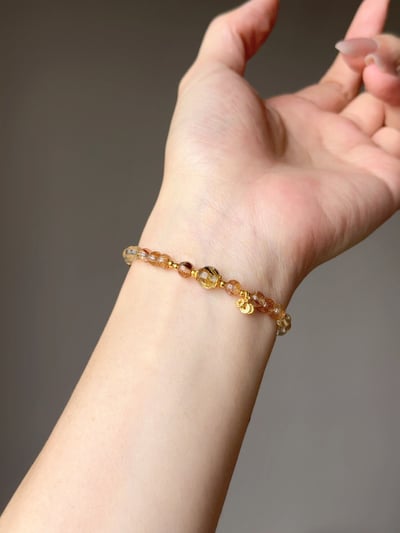 【低調暴富．財富發電機】Rosa.G 爍金核心｜帶母礦鈦晶主珠 𝘹 爆閃銅髮 𝘹 巴西黃水晶 精緻手鍊2