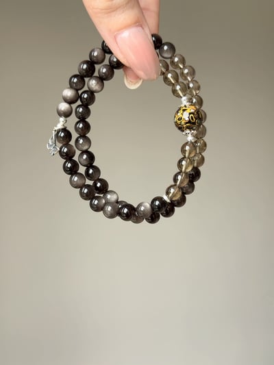 【絕對防禦】 Rosa.G 墨漆曜影｜銀曜石全淨體茶晶螺鈿大漆珠 手鍊1