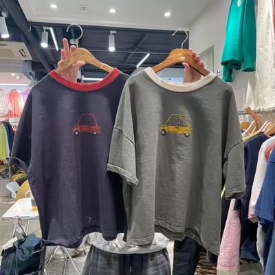 配色領汽車上衣26310164