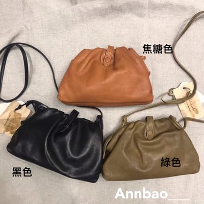 B14.韓製小羊皮雲朵肩包1