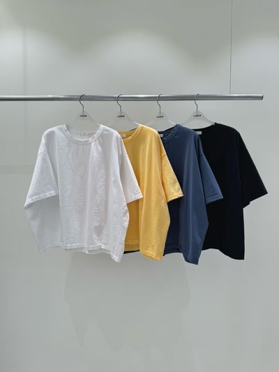 圓領素色上衣 260409021