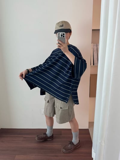 側拉鍊條紋上衣 260409043