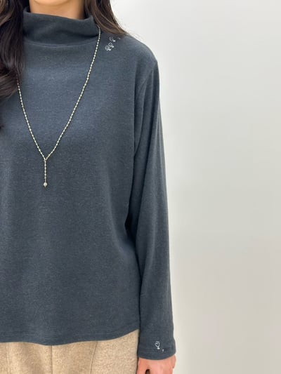 微立領小花刺繡上衣 260107036