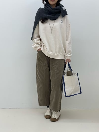 小花刺繡大學踢 260107104