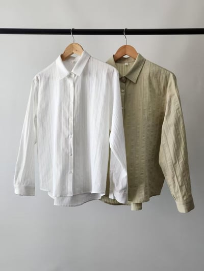 質感直條紋長袖襯衫11