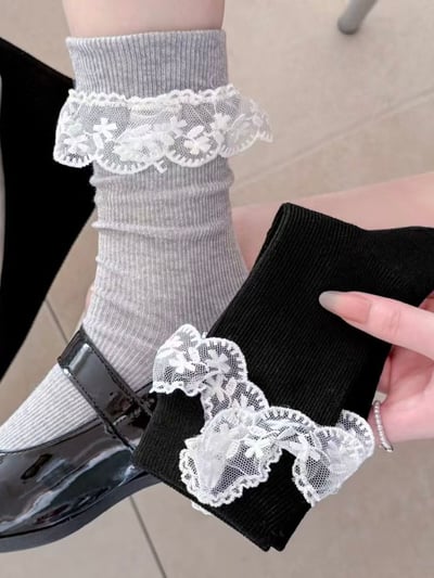 蕾絲捲邊設計中筒襪3
