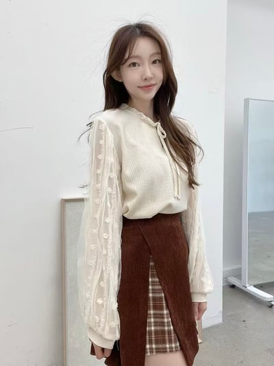 氣質拼接透紗上衣3