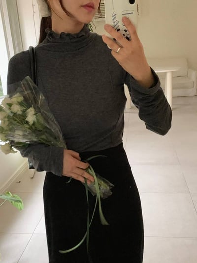 小荷葉高領柔棉上衣8