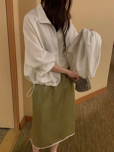 輕薄抽繩立領外套3