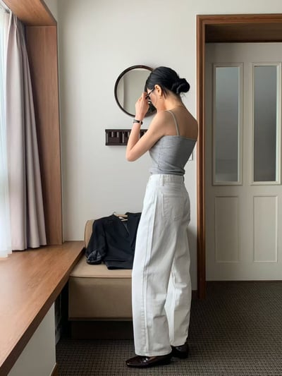 百搭細肩平口坑條背心5