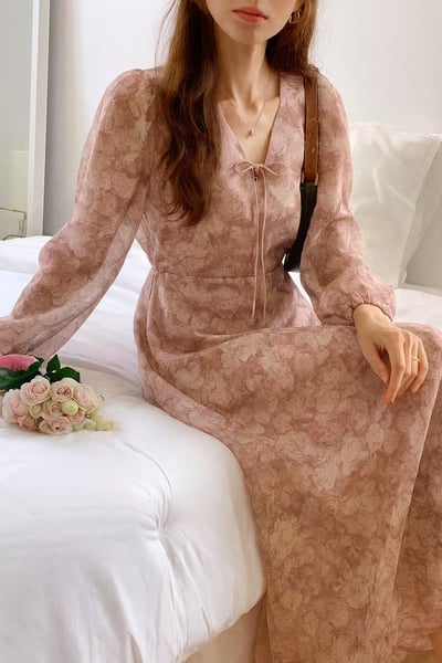 春日綻放花卉綁帶洋裝1