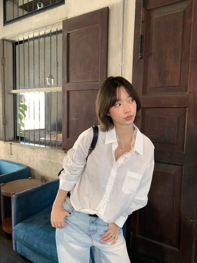 質感透膚蕾絲微光襯衫3