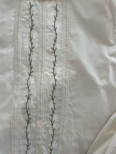 小花刺繡蕾絲荷葉領上衣9