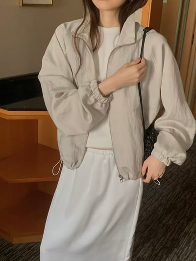 輕薄抽繩立領外套1