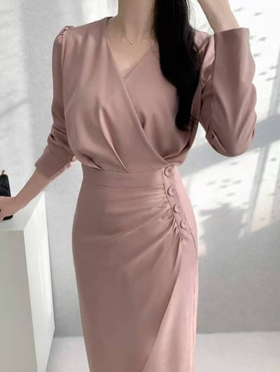 都會氣場・V 領排釦洋裝7