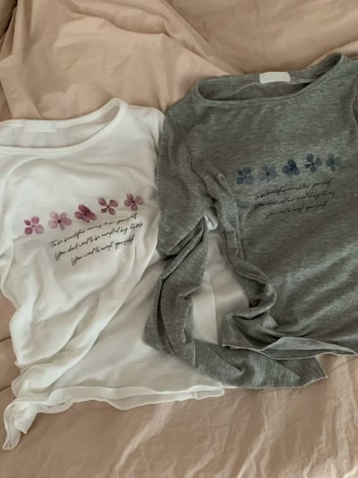 溫柔花朵輕薄打底上衣1