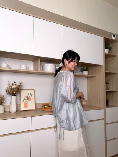 天絲光澤微透氣質上衣 藍7