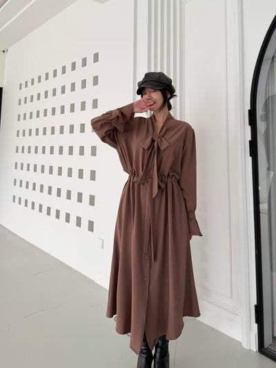 柔霧綁結蝴蝶領長洋裝15