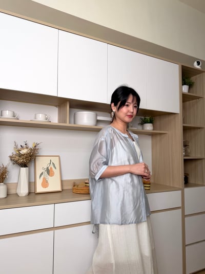 天絲光澤微透氣質上衣 藍12