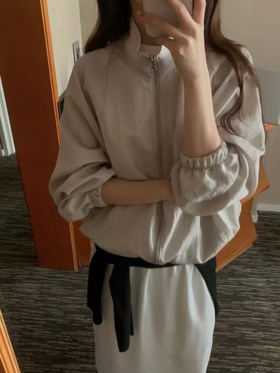 輕薄抽繩立領外套2