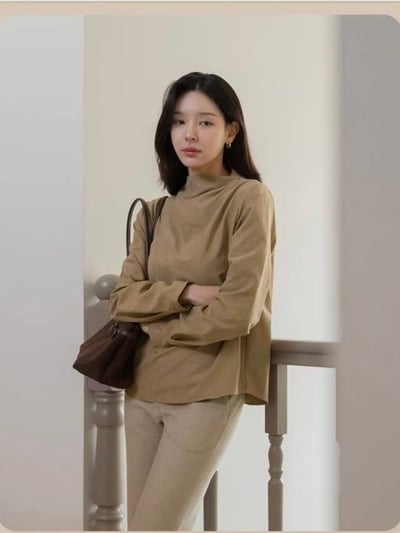 微立領麂皮綁帶上衣2