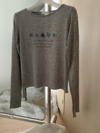 溫柔花朵輕薄打底上衣6