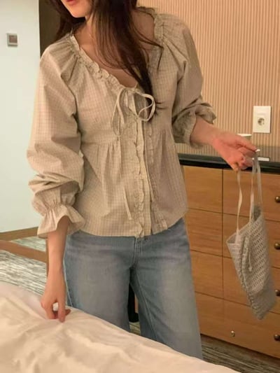 細格紋荷葉綁帶上衣3