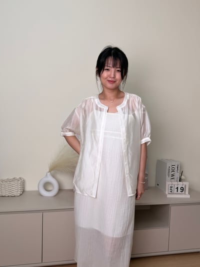天絲光澤微透氣質上衣 白1