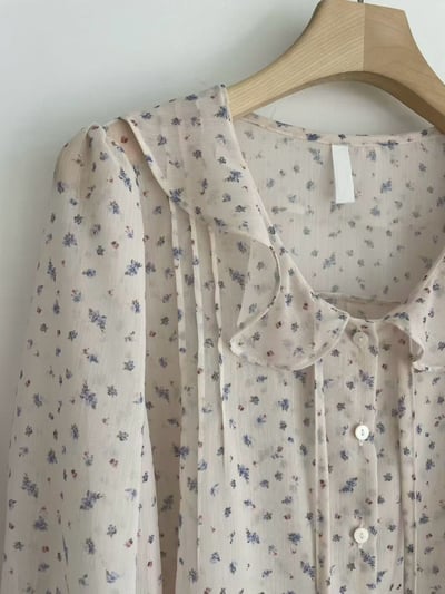 細緻碎花綁帶雪紡上衣9