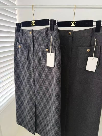 毛呢前開衩修身長裙8