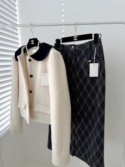 毛呢前開衩修身長裙2